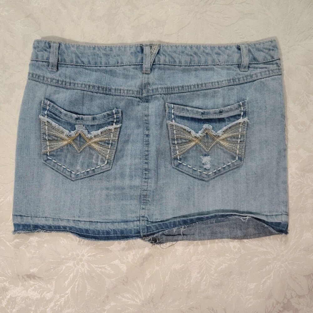 Vtg Mudd Distressed Denim Micro Mini Skirt Y2K Low Rise Frayed Embroidered sz 9